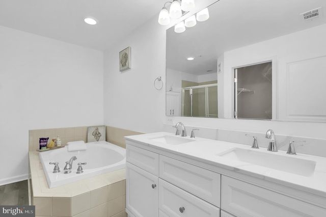 1813 WHEYFIELD DR #10-A, Frederick, MD 21701