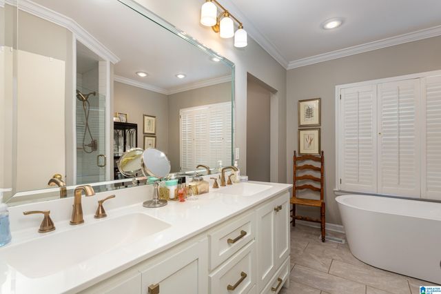 207 WILDWOOD ROAD, Gadsden, AL 35901