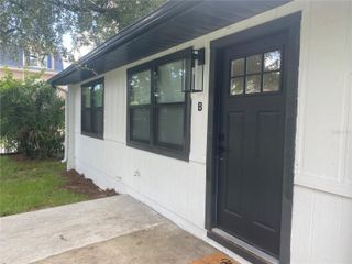 704 ANGELINA LANE B, Lakeland, FL 33801