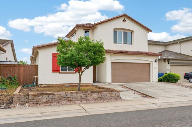 7487 Tapiro Way, Sacramento, CA 95829