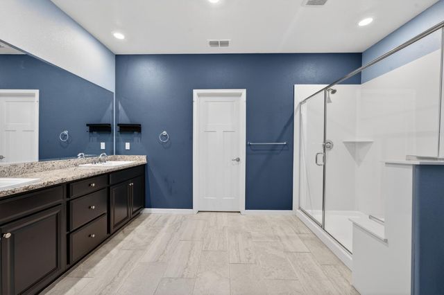 7487 Tapiro Way, Sacramento, CA 95829