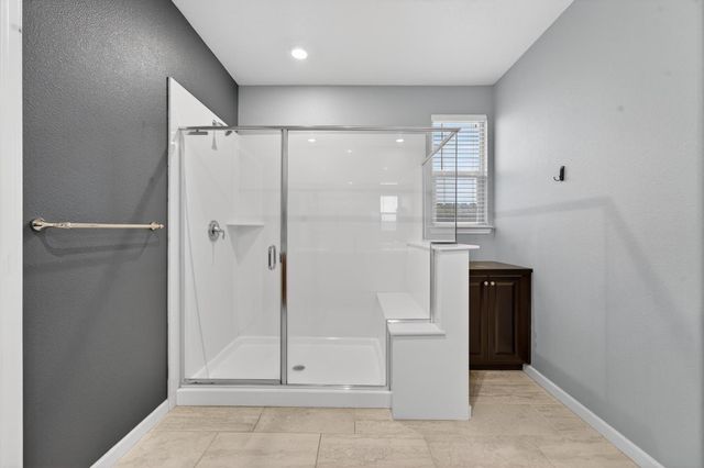 7487 Tapiro Way, Sacramento, CA 95829