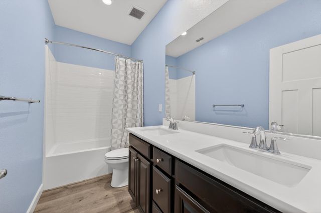 7487 Tapiro Way, Sacramento, CA 95829