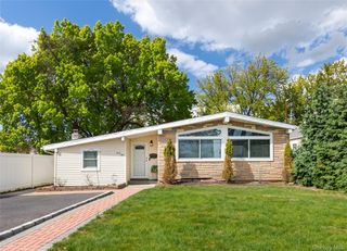 49 Campbell Street, Patchogue, NY 11772