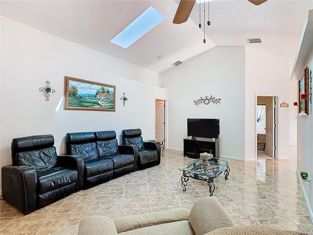 230 HALSTEAD DRIVE, Davenport, FL 33897