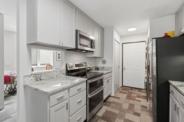 2336 19th Avenue NE, Minneapolis, MN 55418
