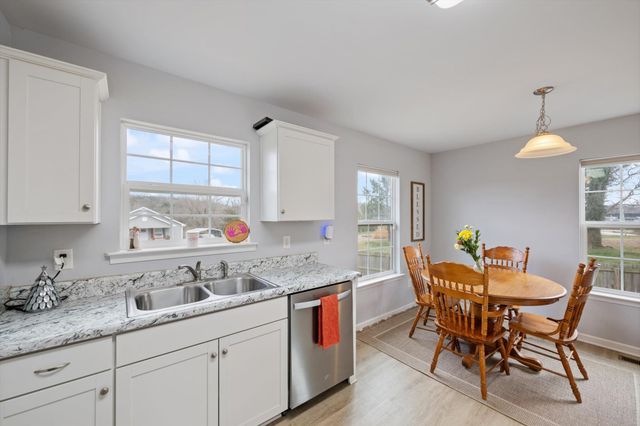 426 Edgewood St, Alexandria, TN 37012