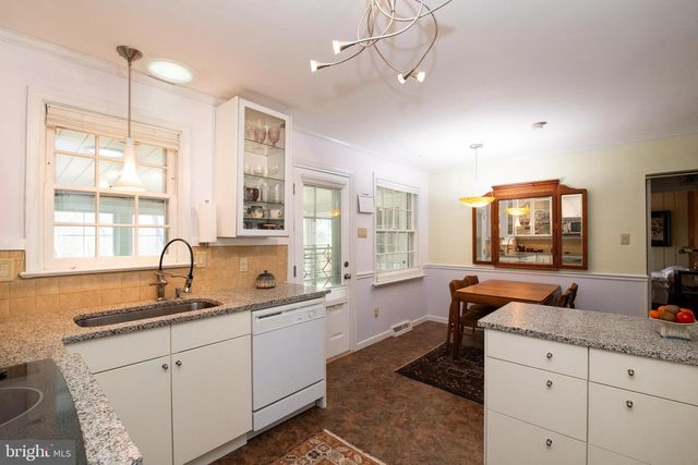 1532 MILL RD, Jenkintown, PA 19046