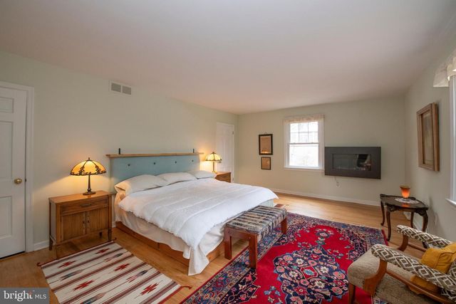 1532 MILL RD, Jenkintown, PA 19046