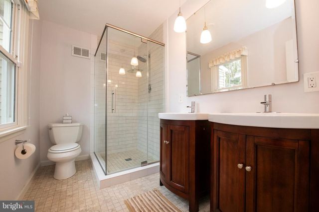 1532 MILL RD, Jenkintown, PA 19046