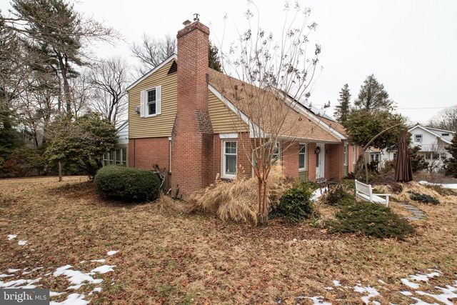 1532 MILL RD, Jenkintown, PA 19046