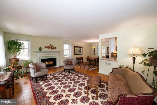 1532 MILL RD, Jenkintown, PA 19046