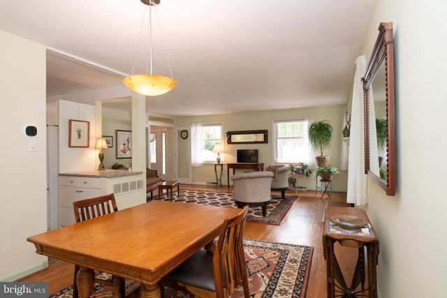 1532 MILL RD, Jenkintown, PA 19046