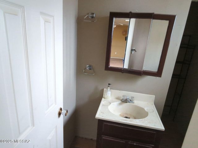 404 N Arizona Avenue, Willcox, AZ 85643