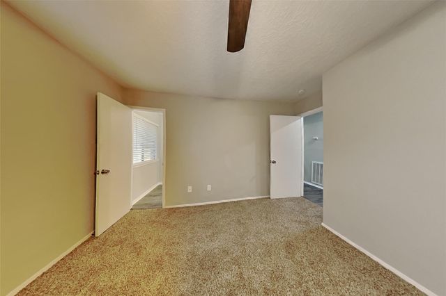 26 Pinewood Forest Court, Spring, TX 77381