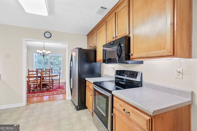 892 Brooks Woolsey Road, Brooks, GA 30205
