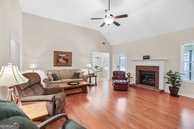 892 Brooks Woolsey Road, Brooks, GA 30205