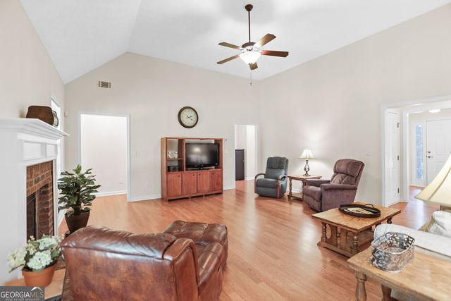 892 Brooks Woolsey Road, Brooks, GA 30205