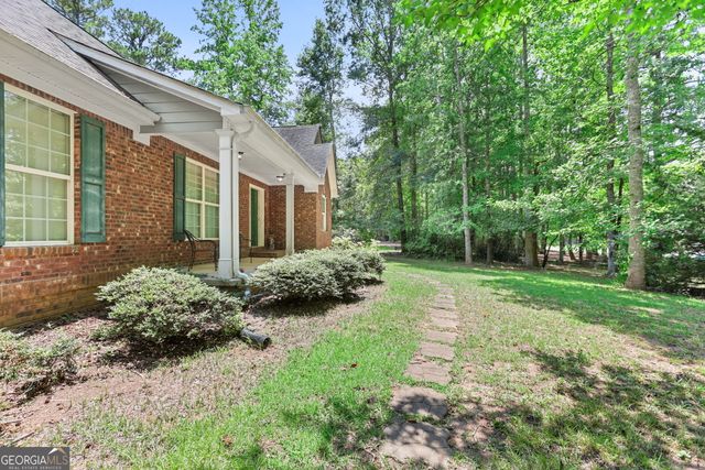 892 Brooks Woolsey Road, Brooks, GA 30205