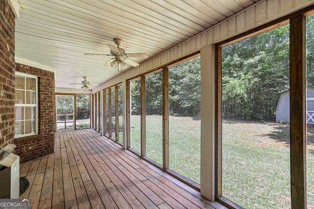 892 Brooks Woolsey Road, Brooks, GA 30205