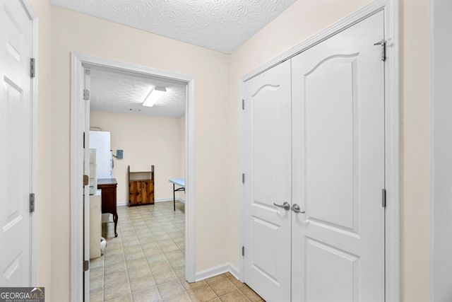 892 Brooks Woolsey Road, Brooks, GA 30205