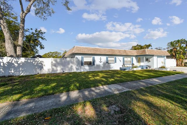 12252 ELDON DRIVE, Largo, FL 33774