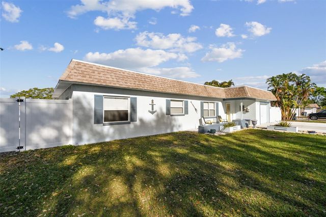 12252 ELDON DRIVE, Largo, FL 33774