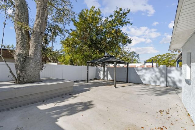 12252 ELDON DRIVE, Largo, FL 33774
