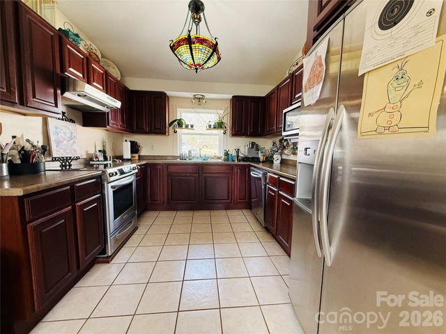 3555 Ashworth Road, Marion, NC 28752