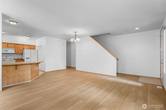 2546 Mitchell Avenue #2, Dupont, WA 98327