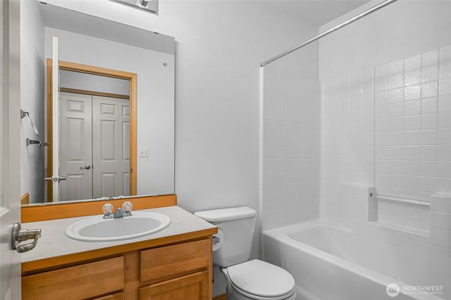 2546 Mitchell Avenue #2, Dupont, WA 98327