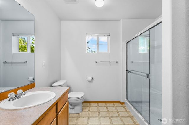 2546 Mitchell Avenue #2, Dupont, WA 98327