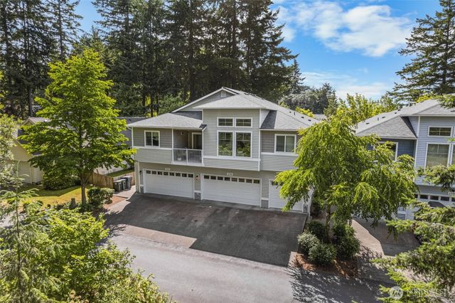 2546 Mitchell Avenue #2, Dupont, WA 98327