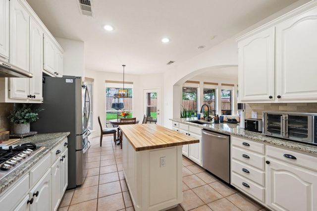 2303 Regina Drive, Corinth, TX 76210