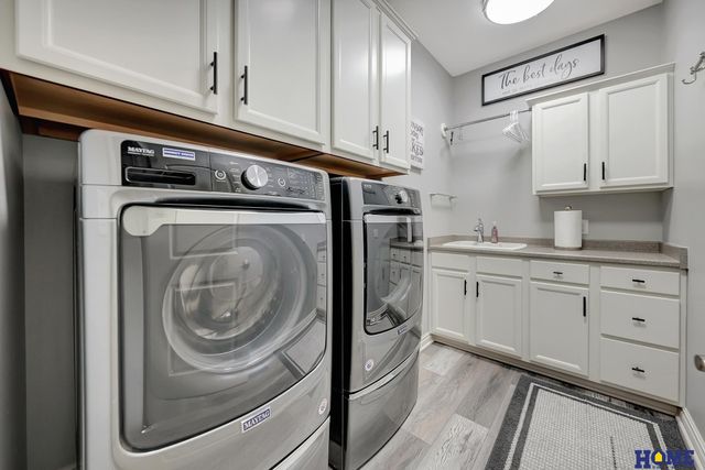 8159 Windmill Drive, Lincoln, NE 68507