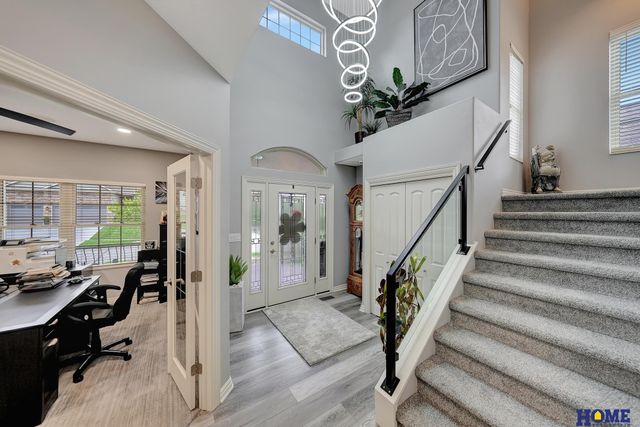 8159 Windmill Drive, Lincoln, NE 68507