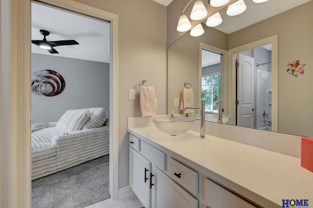 8159 Windmill Drive, Lincoln, NE 68507