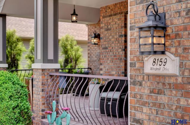 8159 Windmill Drive, Lincoln, NE 68507