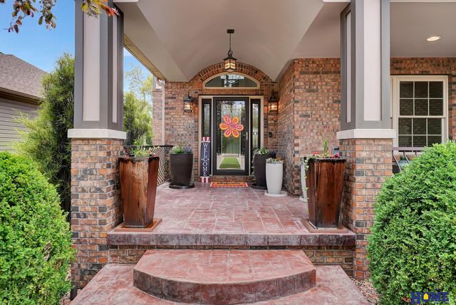 8159 Windmill Drive, Lincoln, NE 68507