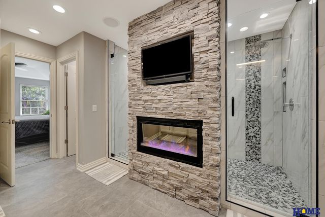 8159 Windmill Drive, Lincoln, NE 68507