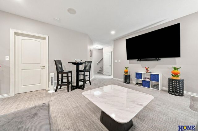 8159 Windmill Drive, Lincoln, NE 68507