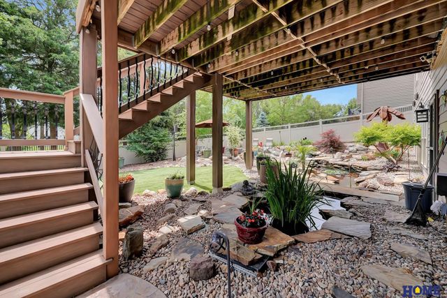 8159 Windmill Drive, Lincoln, NE 68507