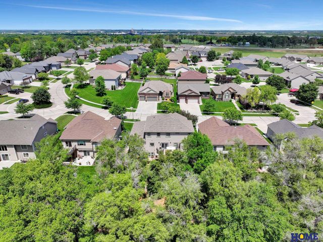 8159 Windmill Drive, Lincoln, NE 68507