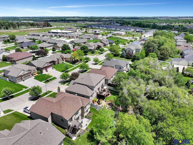 8159 Windmill Drive, Lincoln, NE 68507