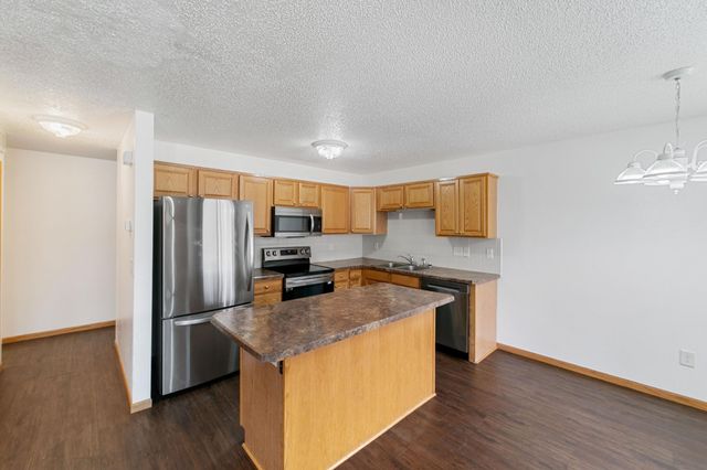 932 Main Street, Saint Paul Park, MN 55071