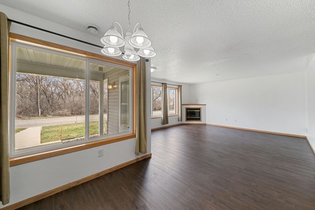 932 Main Street, Saint Paul Park, MN 55071