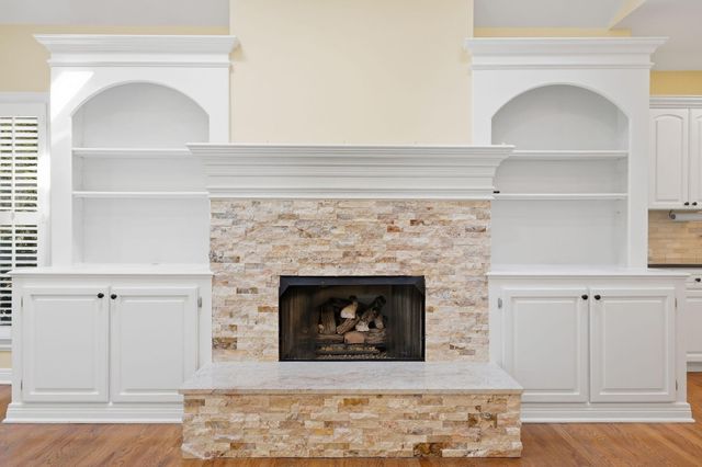 5077 Ivy Bridge Drive, Lexington, KY 40515
