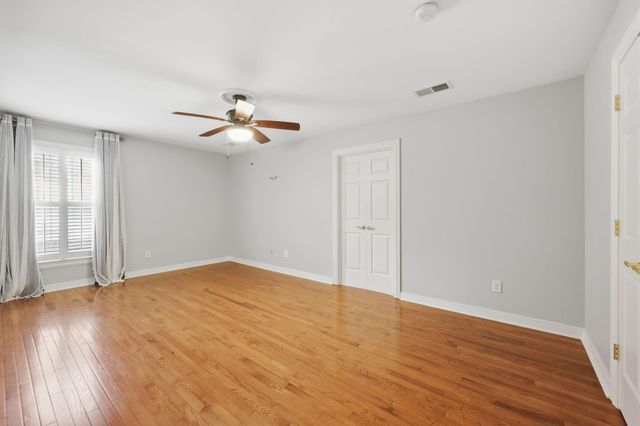 5077 Ivy Bridge Drive, Lexington, KY 40515