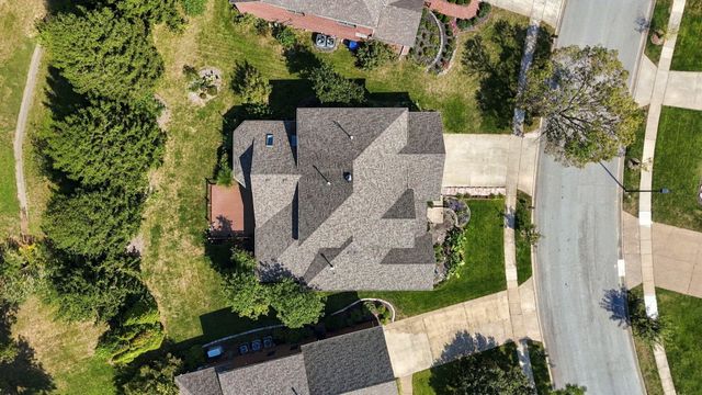 5077 Ivy Bridge Drive, Lexington, KY 40515