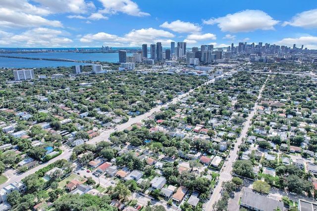 47 NW 49th St 2, Miami, FL 33127